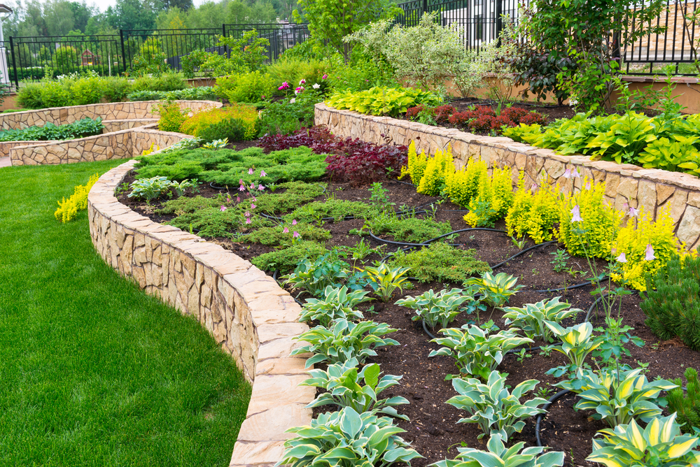 Top Landscaping Trends to Use in Your Yard - Wet-Tec