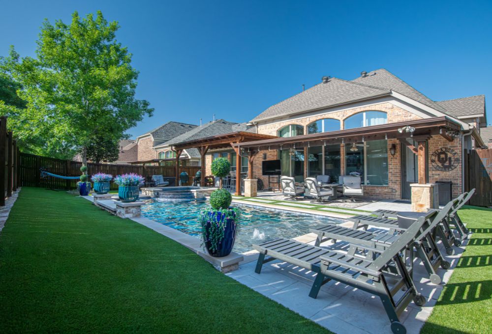 Curb Appeal ROI: Landscaping That Increases Home Value